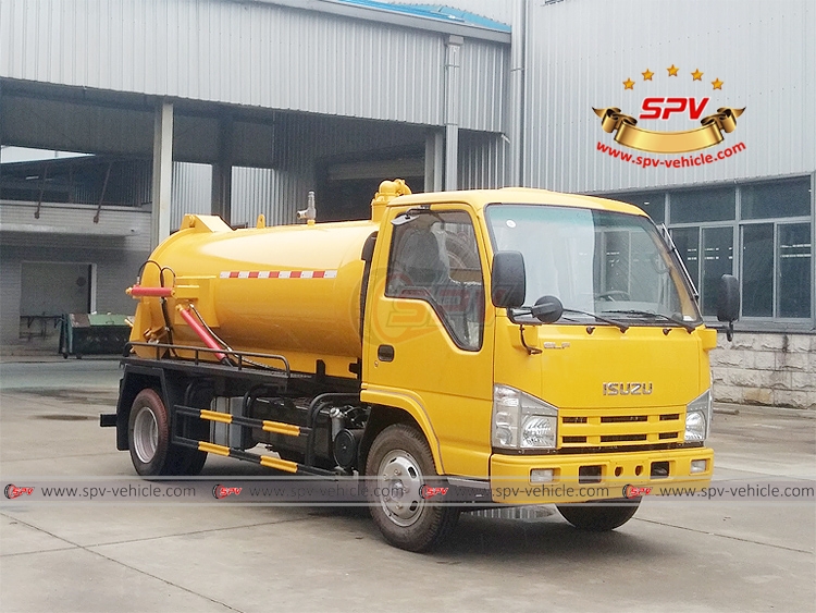 3,000 Litres Vaccum Tanker ISUZU - RF